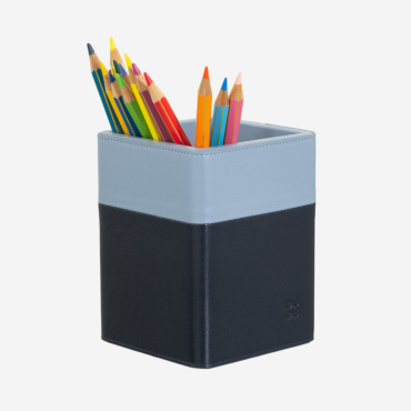 Pen Holder 